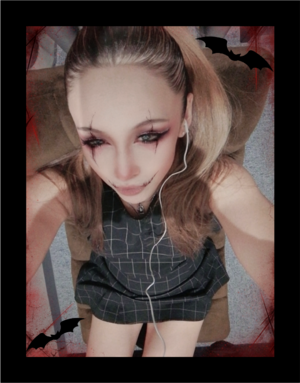 ヒトミ