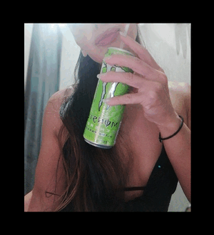 ヒトミ