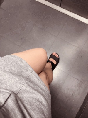 暑い日はミニスカート