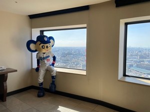 「メールはいずこへ」