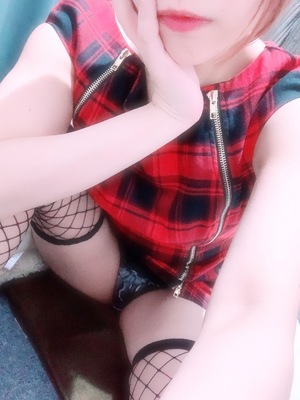 モミモミ