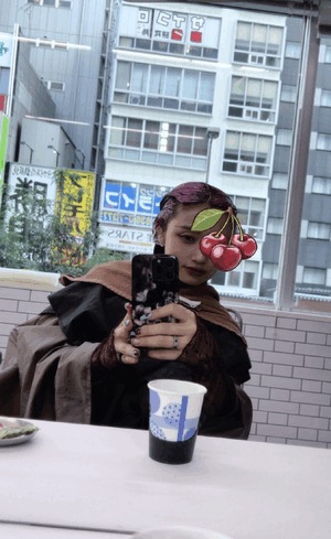 すごい色